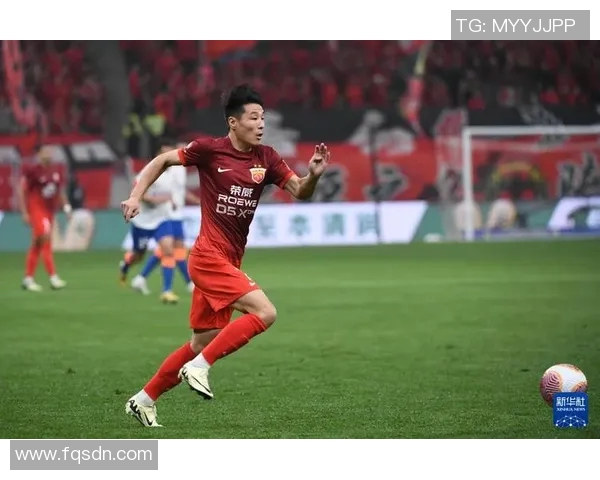 武磊在关键时刻绝杀对手助球队逆转胜利展现超级球星风采